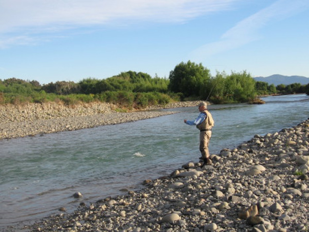 -Fishing_in_the_Waihopai_R