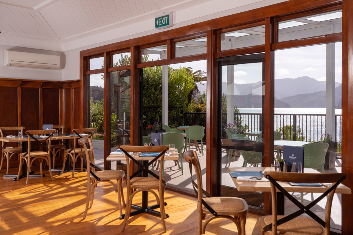 Portage Resort dining