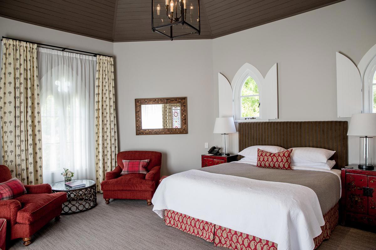 Bed_10_Marlborough_Lodge_1_