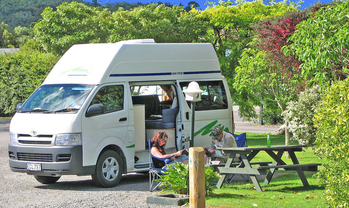 pictoncampervan-std-0c9a71de-3d33-478e-a7c0-98cfc1b368c1