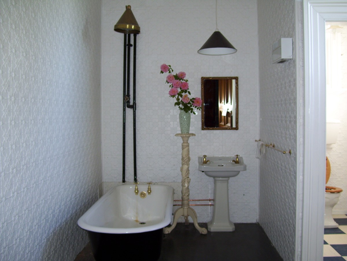 bathroom1