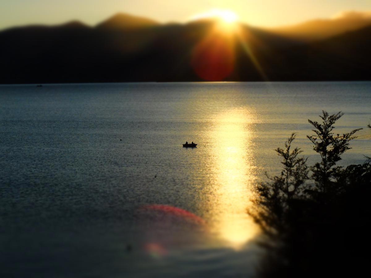 Fishing_at_sunrise