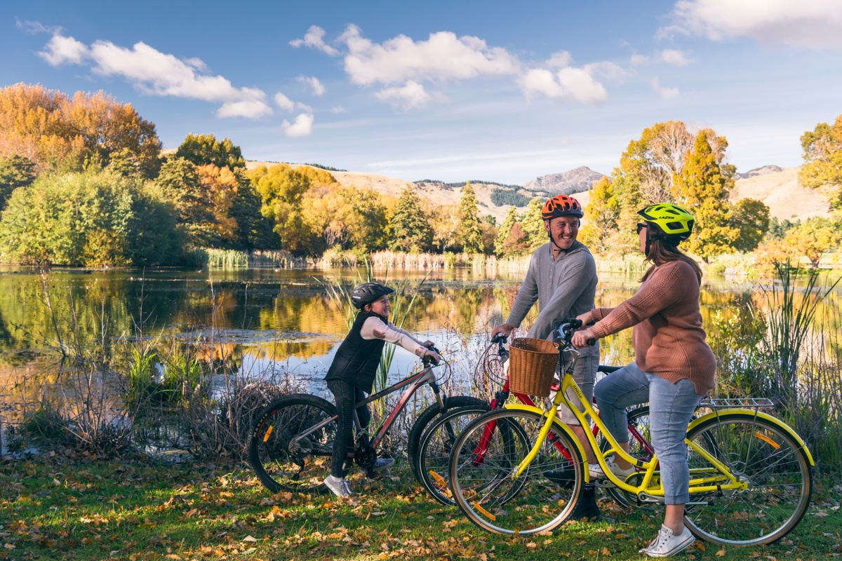 Autumn Family Bike Taylor Dam